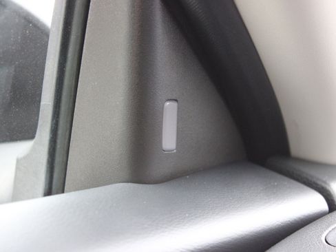 Certified 2024 Nissan Sentra SR w/ SR Premium Package image 28