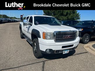 Used 2014 GMC Sierra 2500 Denali w/ Suspension Package, Off-Road AWD/4WD video 1