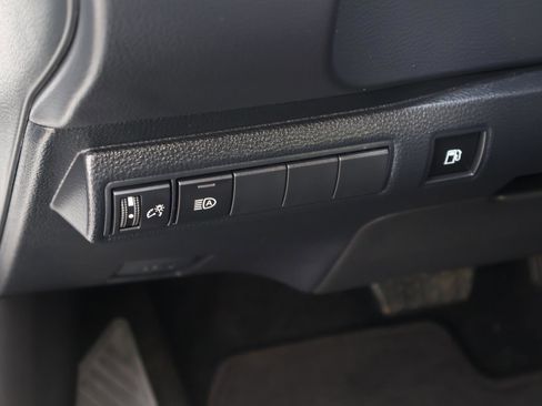 Used 2024 Toyota Corolla XLE image 21