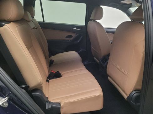 Used 2022 Volkswagen Tiguan SE FWD image 19
