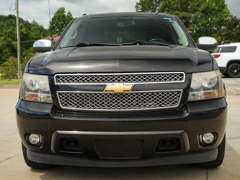 Used 2013 Chevrolet Avalanche LTZ RWD image 16