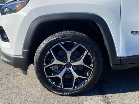 New 2026 Jeep Compass Limited w/ Sun, Sound & Navigation Group image 16