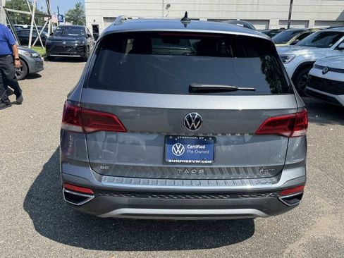Used 2023 Volkswagen Taos SE w/ Panoramic Sunroof Package AWD/4WD image 6