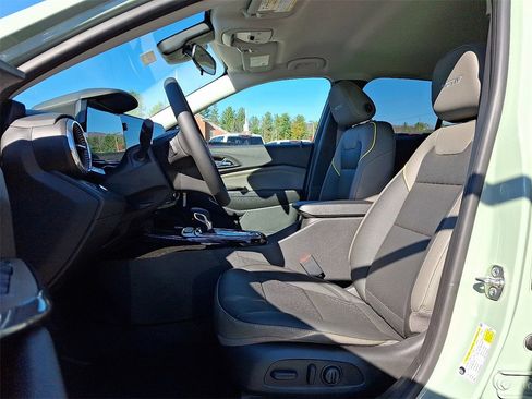 New 2026 Chevrolet Trax ACTIV w/ Driver Confidence Package image 6