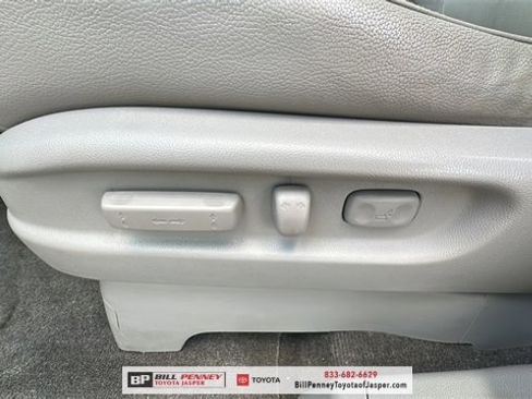 Used 2011 Honda Odyssey EX-L image 16