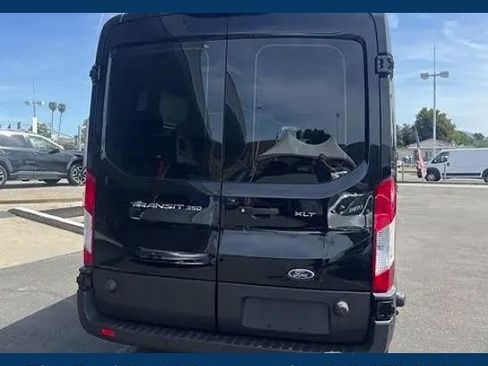 Used 2020 Ford Transit 350 XLT RWD image 3
