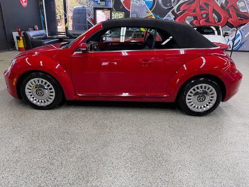 Used 2014 Volkswagen Beetle 1.8T FWD image 2