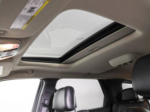 Used 2018 Dodge Durango GT w/ Premium Group image 12