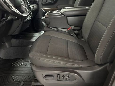 Used 2022 Chevrolet Silverado 1500 RST image 12