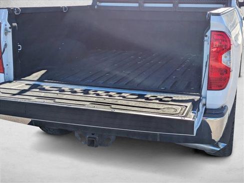 Used 2015 Toyota Tundra SR5 image 6
