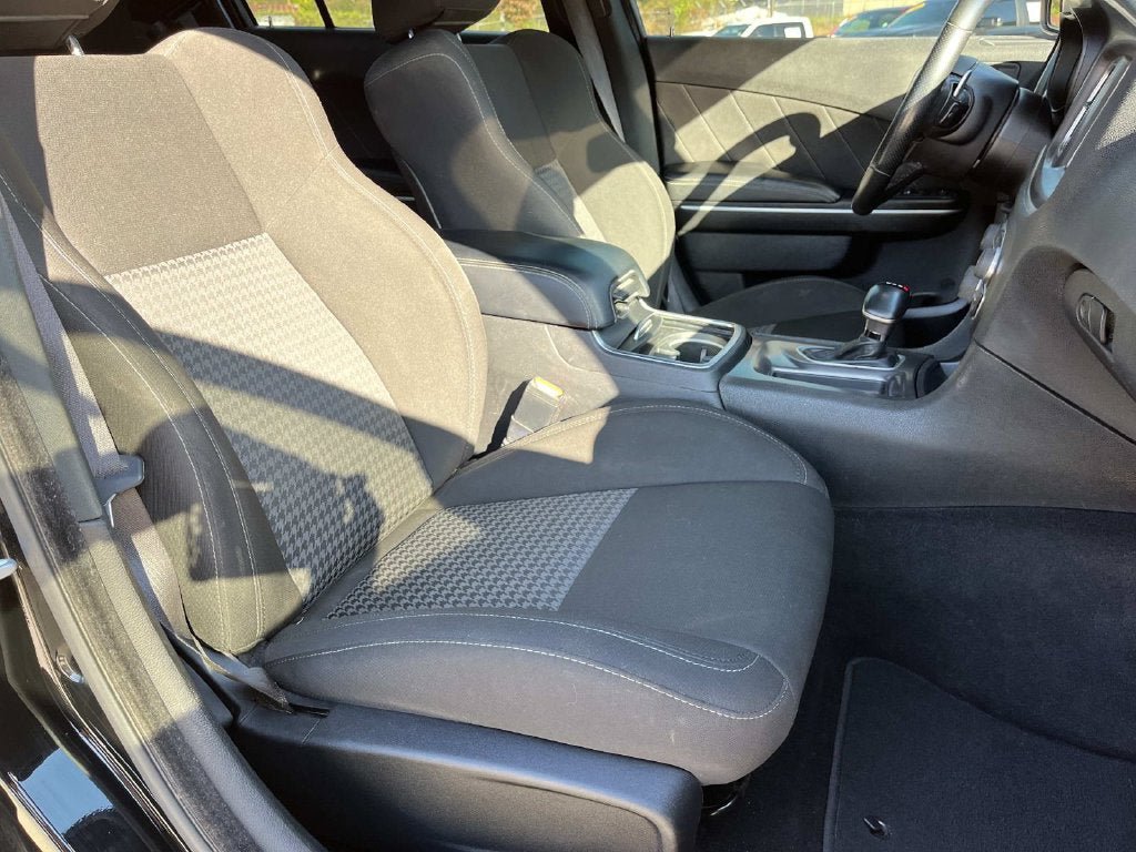 Used 2022 Dodge Charger GT w/ Driver Convenience Group RWD image 23