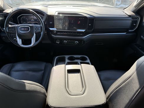 Used 2024 GMC Sierra 1500 SLT image 13