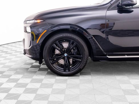 Used 2024 BMW X7 xDrive40i w/ M Sport Package AWD/4WD image 37