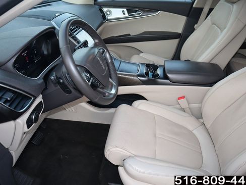 Used 2020 Lincoln Nautilus Reserve w/ Equipment Group 202A image 15