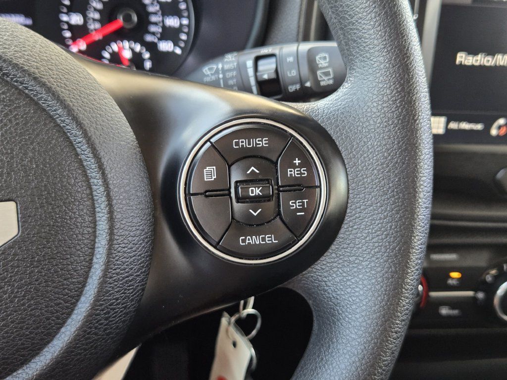 Used 2022 Kia Soul LX w/ Technology Package FWD image 30