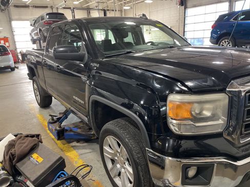 Used 2015 GMC Sierra 1500 SLE w/ SLE Value Package image 22