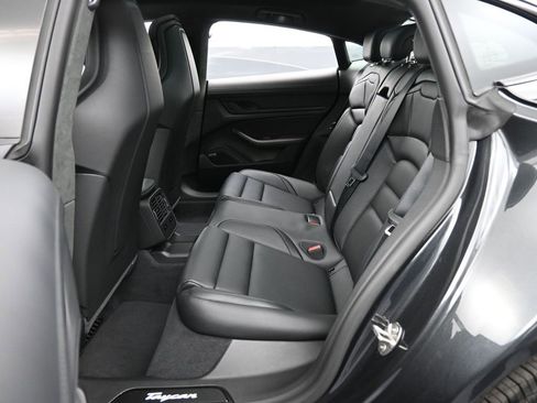 New 2026 Porsche Taycan GTS image 26