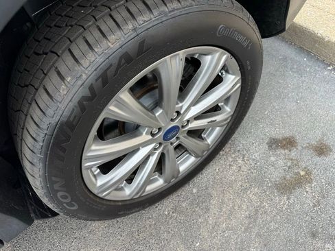 Used 2018 Ford Escape Titanium image 10