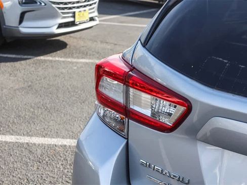 Used 2019 Subaru Crosstrek 2.0i Premium image 8