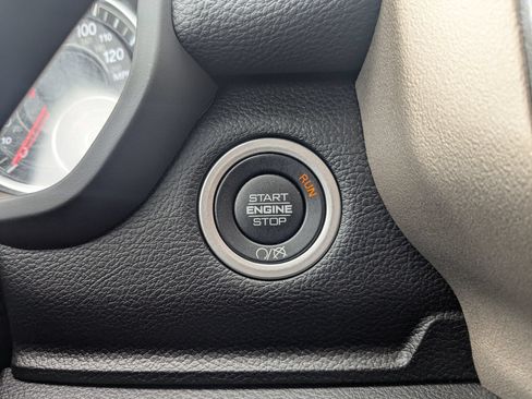Used 2023 RAM 2500 Laramie AWD/4WD image 19