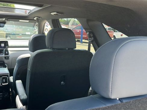 Used 2023 Kia Sorento SX Prestige image 43