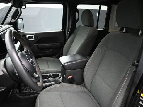 Used 2024 Jeep Wrangler Unlimited Sport AWD/4WD image 13