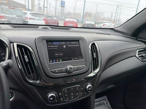 Used 2023 Chevrolet Equinox RS image 22