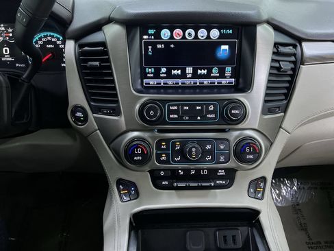 Used 2018 GMC Yukon Denali w/ Denali Ultimate Package AWD/4WD image 21