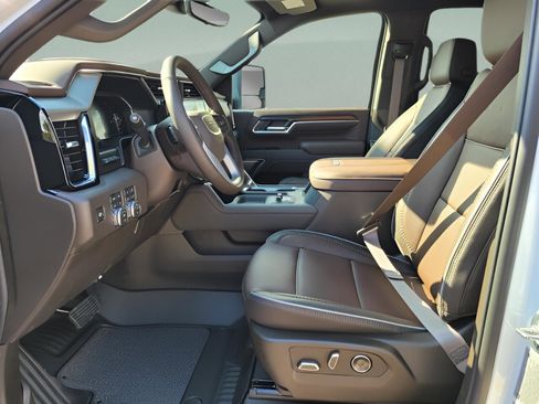 New 2026 GMC Sierra 3500 Denali w/ Denali Reserve Package image 16