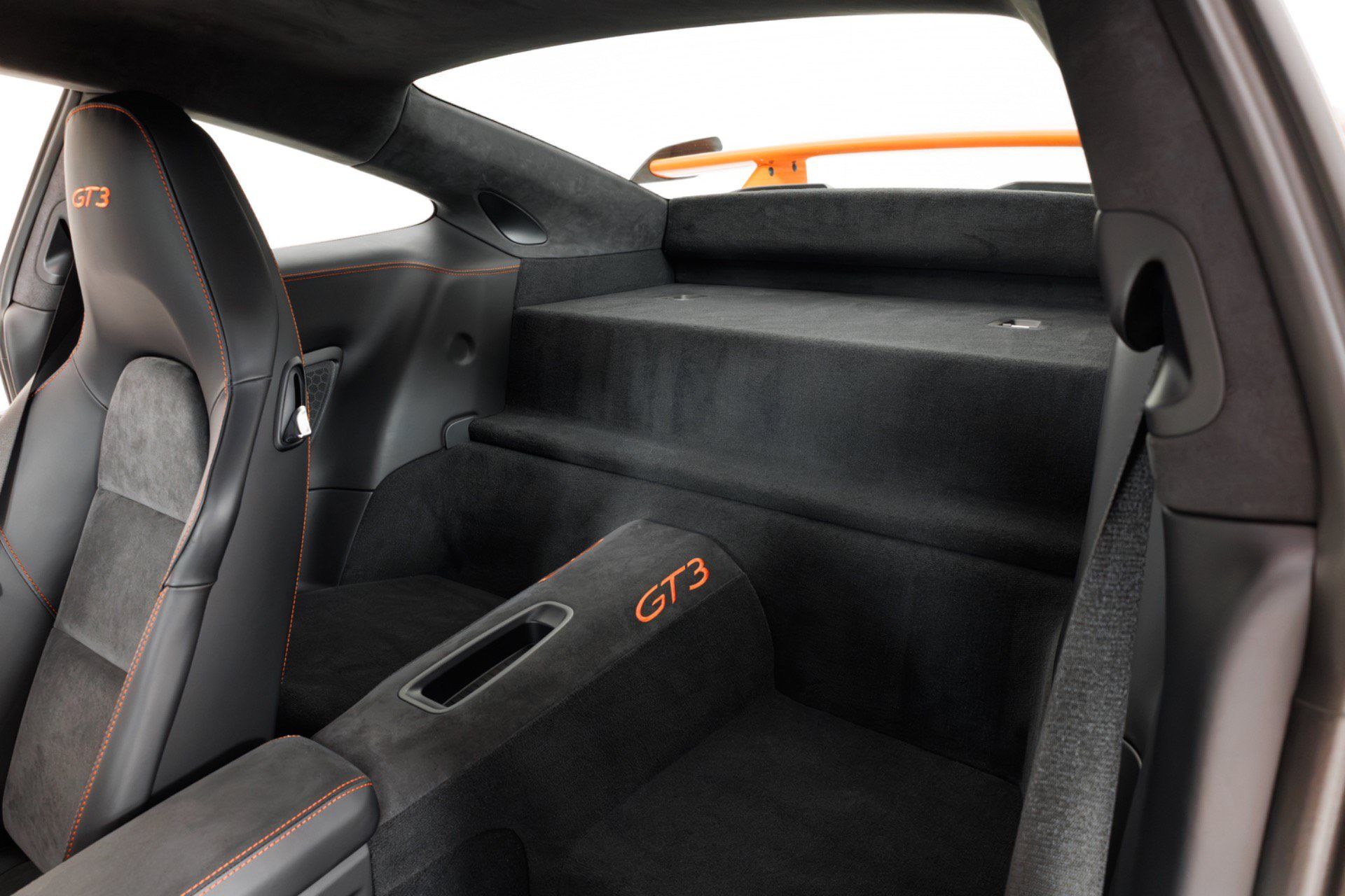 Used 2018 Porsche 911 GT3 RWD image 48