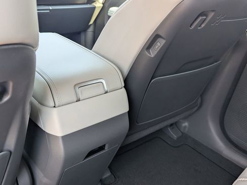 New 2026 Hyundai Santa Fe SEL image 17