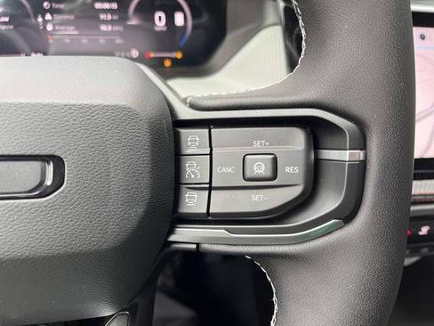 New 2026 Jeep Cherokee Limited image 30