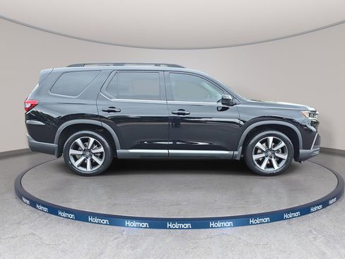 Used 2023 Honda Pilot Elite image 5