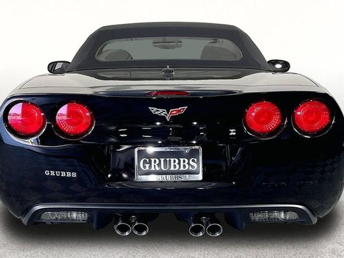 Used 2005 Chevrolet Corvette Convertible w/ Preferred Equipment Group RWD image 5