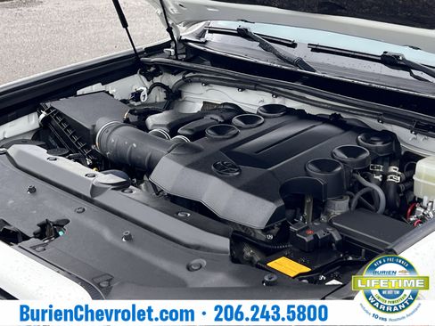 Used 2022 Toyota 4Runner SR5 image 39