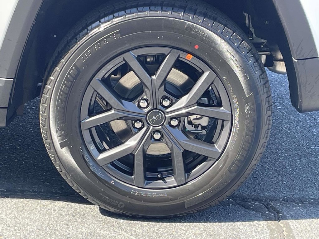 New 2027 Jeep Grand Cherokee 4WD image 12