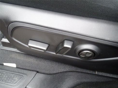 Used 2025 Jeep Grand Cherokee L Laredo w/ Luxury Tech Group I image 26