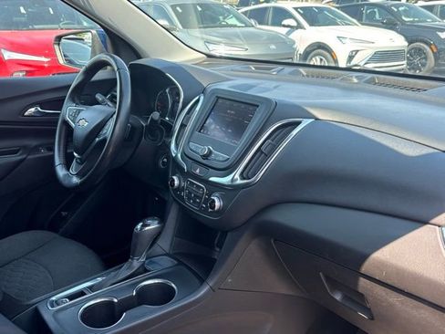 Used 2020 Chevrolet Equinox LT w/ Driver Convenience Package FWD image 15