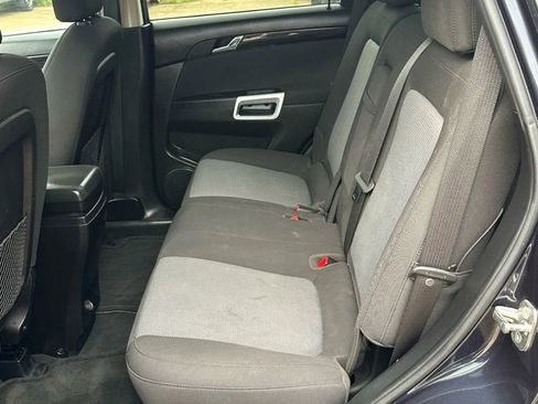 Used 2015 Chevrolet Captiva Sport LS image 10