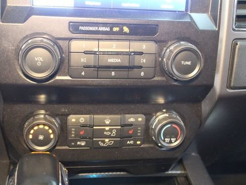 Used 2019 Ford F150 XLT w/ Equipment Group 302A Luxury AWD/4WD image 25