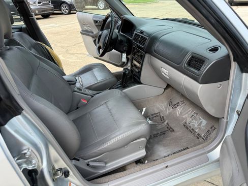 Used 2002 Subaru Forester S AWD/4WD image 24