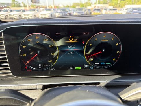 Certified 2023 Mercedes-Benz GLS 580 4MATIC image 22