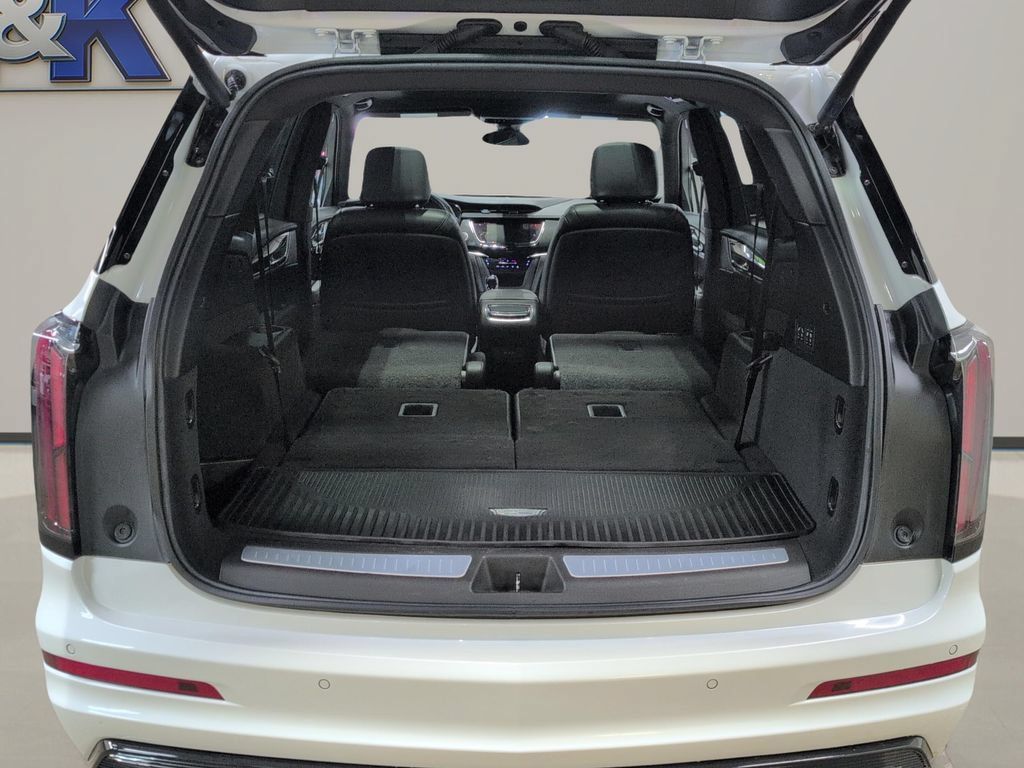 Used 2023 Cadillac XT6 Sport AWD/4WD image 29