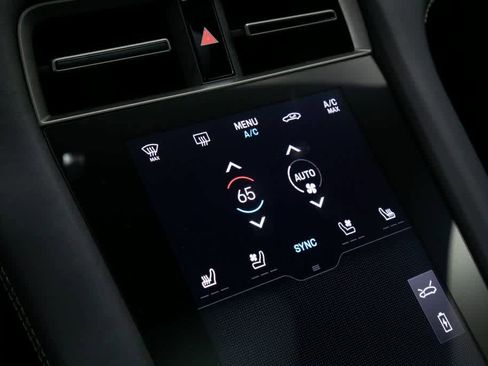 New 2025 Porsche Taycan Turbo image 23