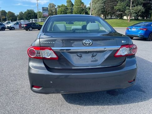 Used 2013 Toyota Corolla LE FWD image 15