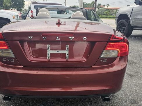 Used 2011 Volvo C70 T5 w/ Convenience Pkg FWD image 4