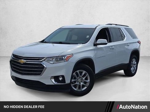 Used 2021 Chevrolet Traverse LT FWD image 1