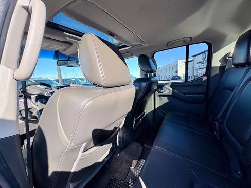 Used 2012 Nissan Frontier PRO-4X w/ Pro-4x Luxury Pkg image 20