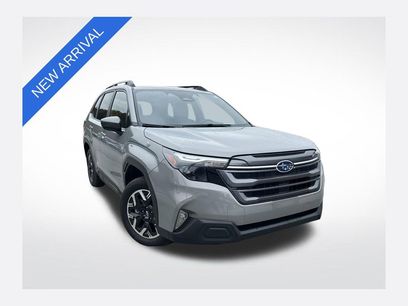 Used 2025 Subaru Forester Premium w/ Convenience Package #2