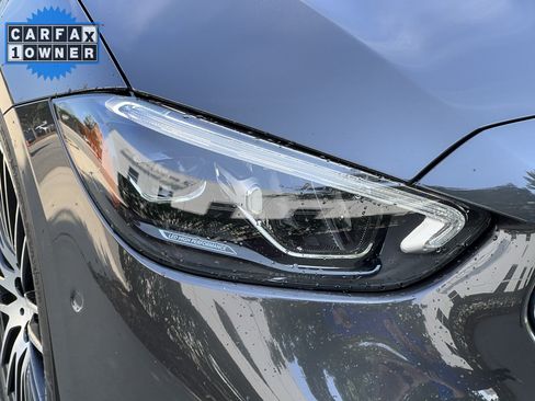 Used 2022 Mercedes-Benz C 300 Sedan w/ Exclusive Trim Package image 11